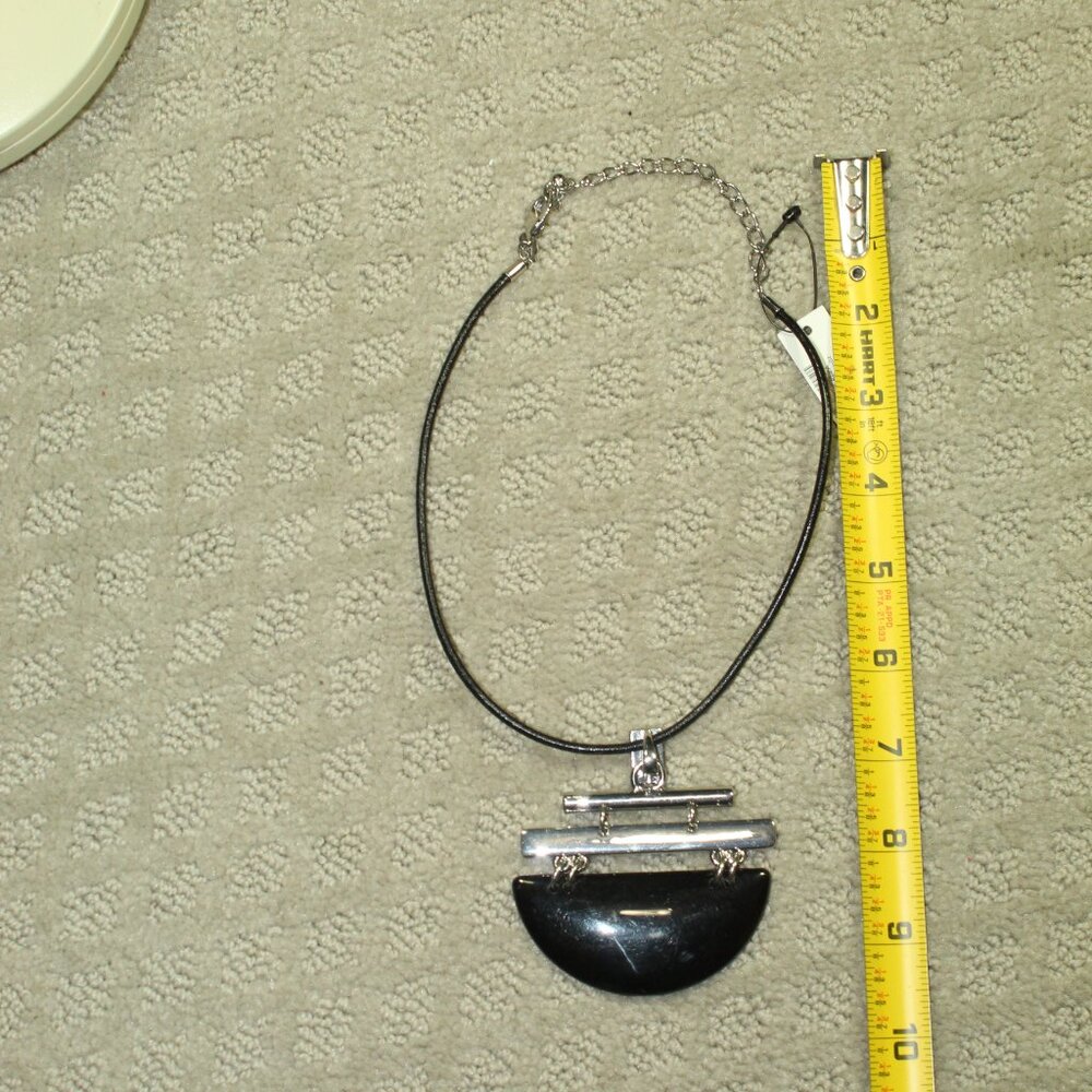 NWT/NOS Made in USA Chico's Silver Tone Abstract Pendant Black Cord Necklace - Picture 3 of 4